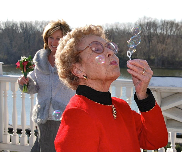 210 Rock Residents Marry at Rocketts Landing Overlook, Richmond Virginia