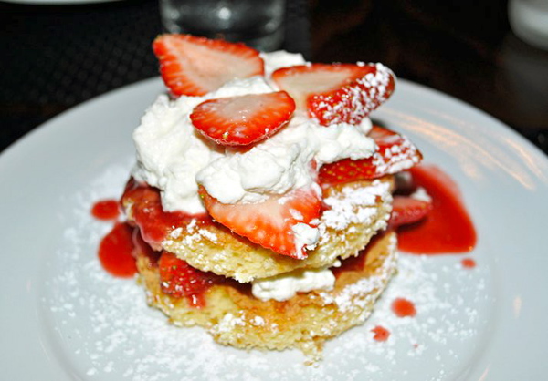 Strawberry Shortcake, M Bistro & Wine Bar, Rocketts Landing, Richmond, Virginia