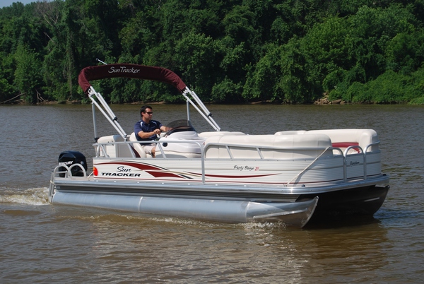 The Mariners Club at Rocketts Landing on the James River, Richmond, Virginia